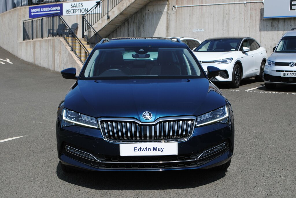 Skoda Superb 2023 Skoda Superb 2.0 Se L Tdi Estate Blue #2