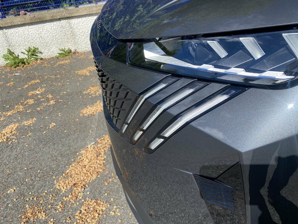 Peugeot 3008 2025 Peugeot 3008 1.2 Hybrid 136 Gt E-dsc6 VA74BWL Grey #6