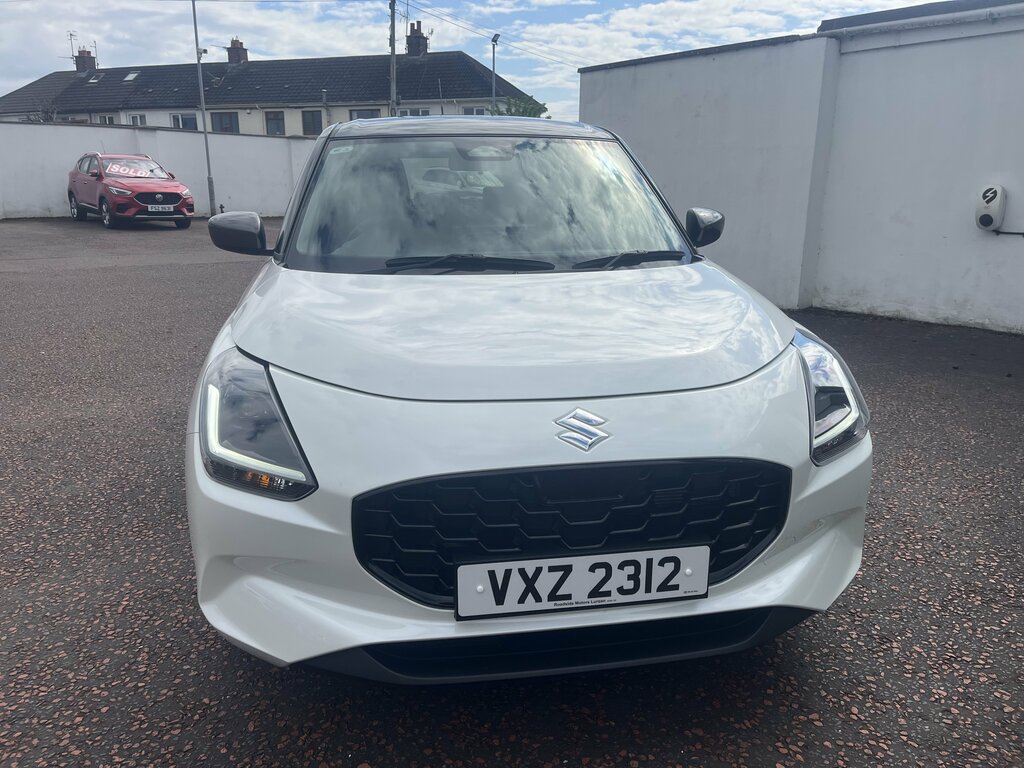 Suzuki Swift 2025 Suzuki Swift 1.2 Motion White #3