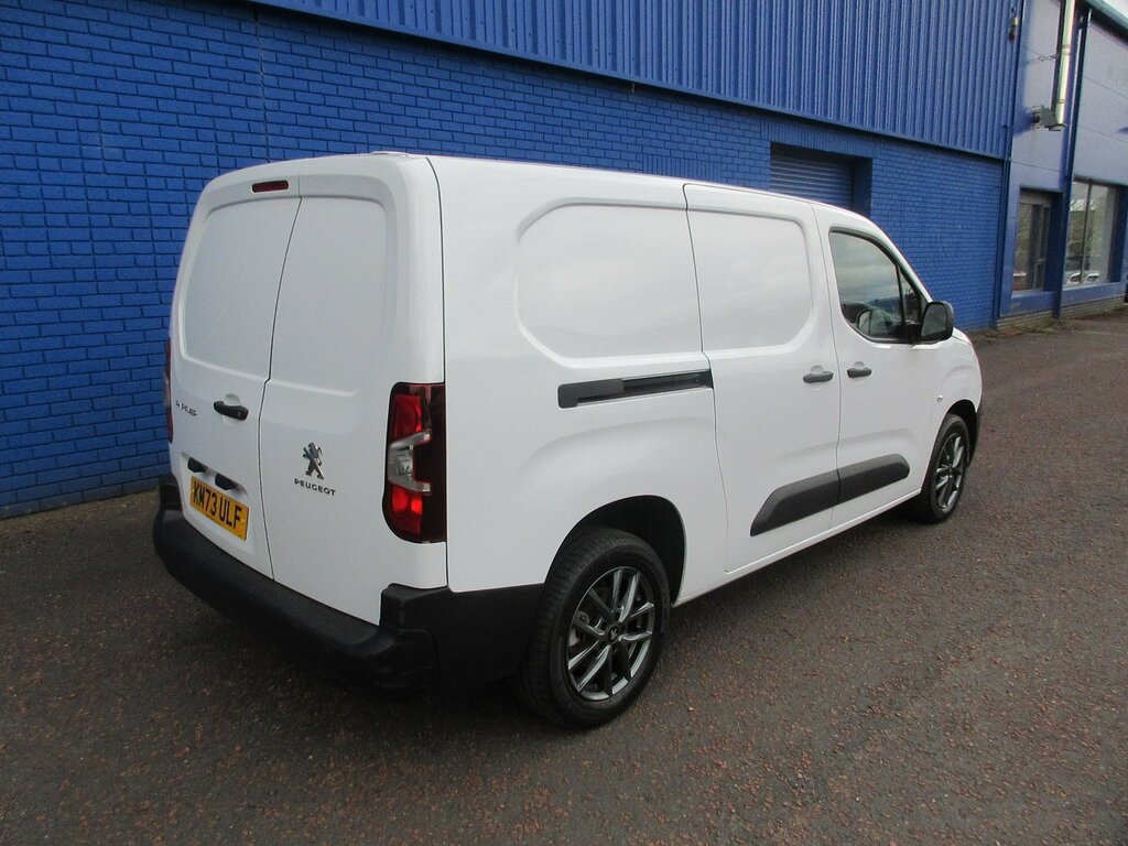 Peugeot Partner 2023 Peugeot Partner 1.5 Bluehdi Professional Prem KM73ULF White #3