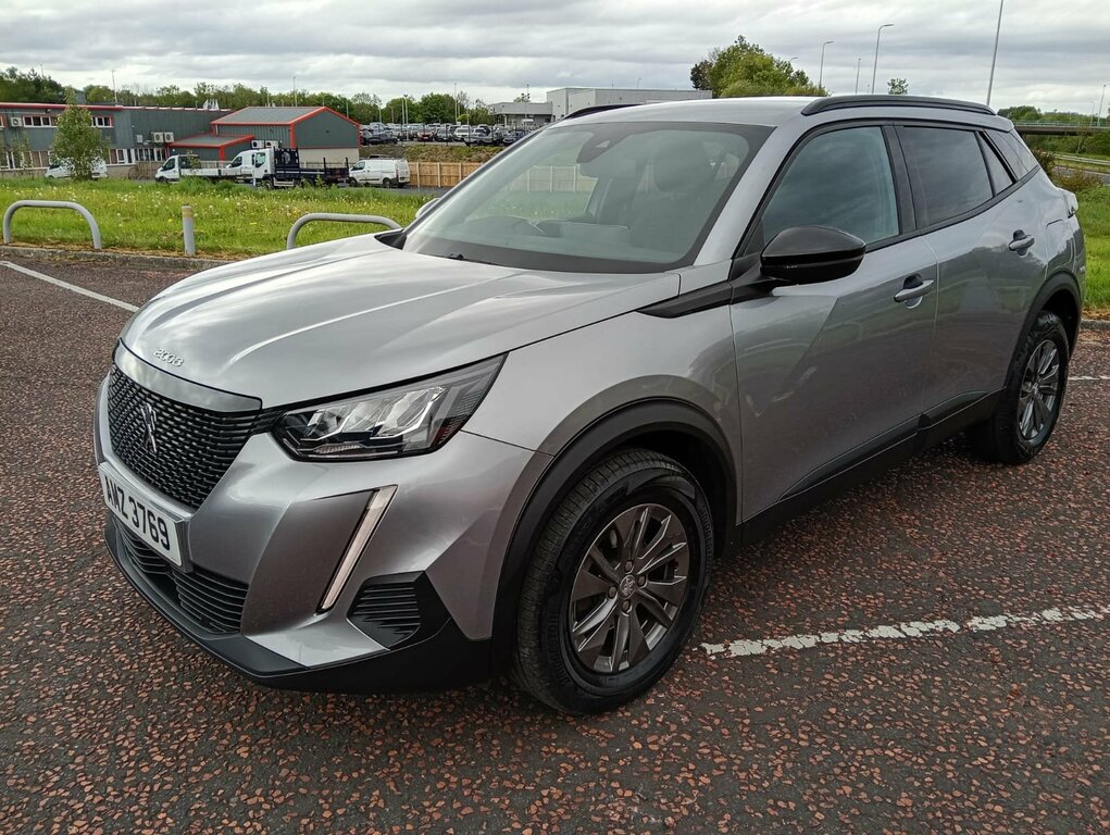 Peugeot 2008 2023 Peugeot 2008 1.2 Puretech Ss Active Premium AMZ3769 Grey #2