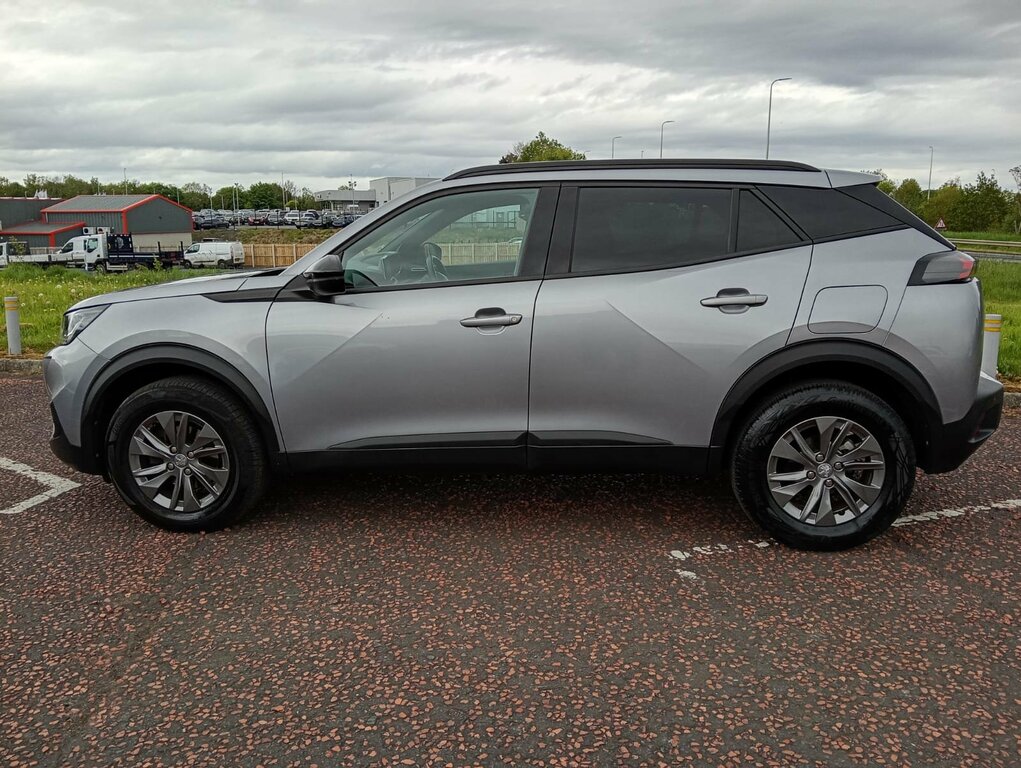 Peugeot 2008 2023 Peugeot 2008 1.2 Puretech Ss Active Premium AMZ3769 Grey #3