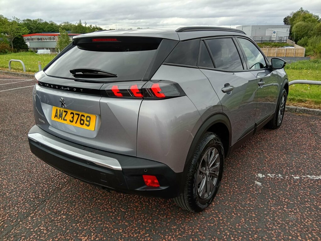 Peugeot 2008 2023 Peugeot 2008 1.2 Puretech Ss Active Premium AMZ3769 Grey #4