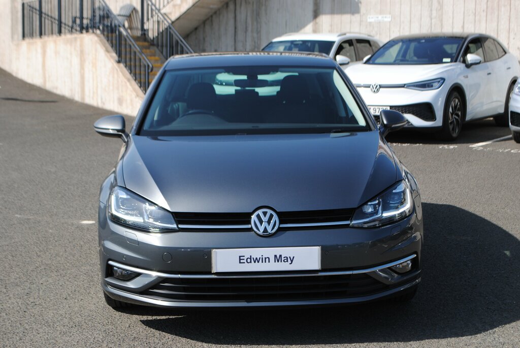 Volkswagen Golf 2020 Volkswagen Golf 1.5 Gt Edition Tsi Evo Grey #2