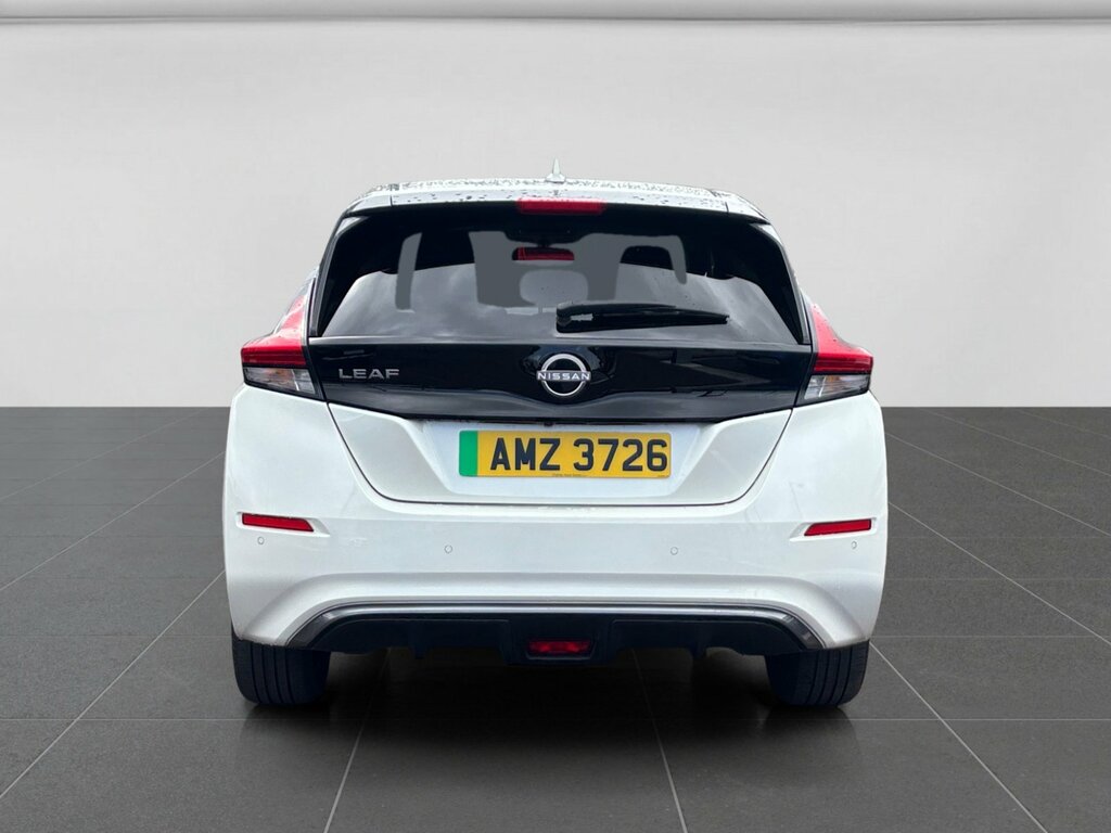 Nissan Leaf 2023 Nissan Leaf 39Kwh Tekna AMZ3726 White #4
