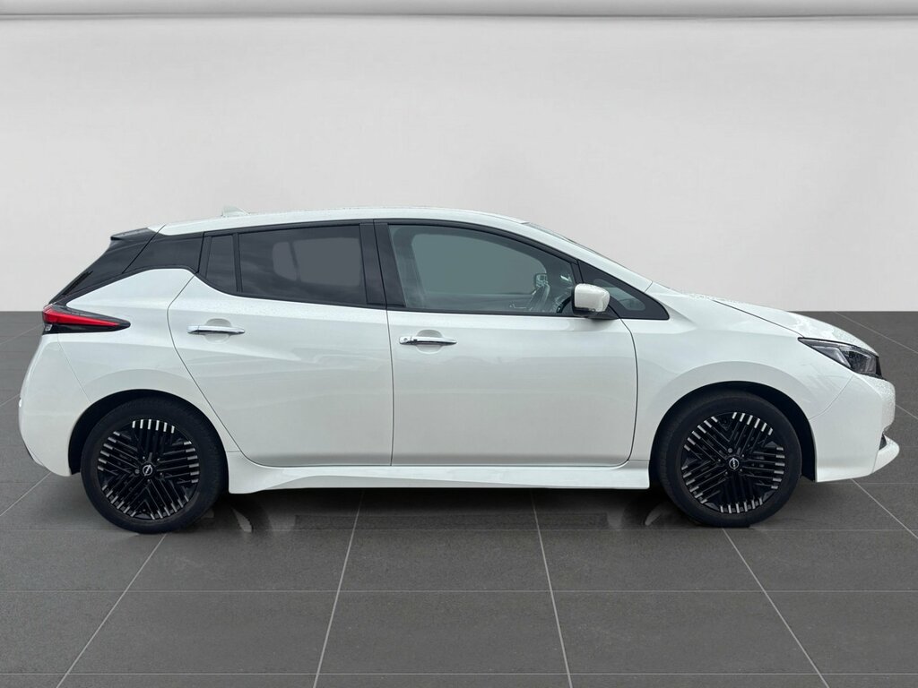 Nissan Leaf 2023 Nissan Leaf 39Kwh Tekna AMZ3726 White #6