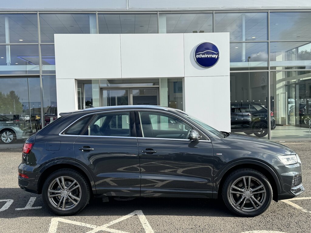 Audi Q3 2018 Audi Q3 S-line Edition 2.0 Tdi 150Ps Quattr WHZ5342 Grey #2