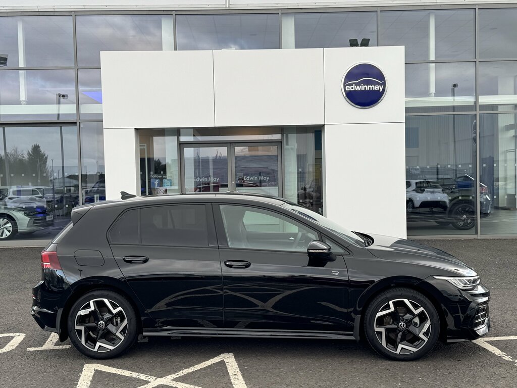 Volkswagen Golf 2025 Volkswagen Golf R-line 1.5 Tsi 150Ps Black