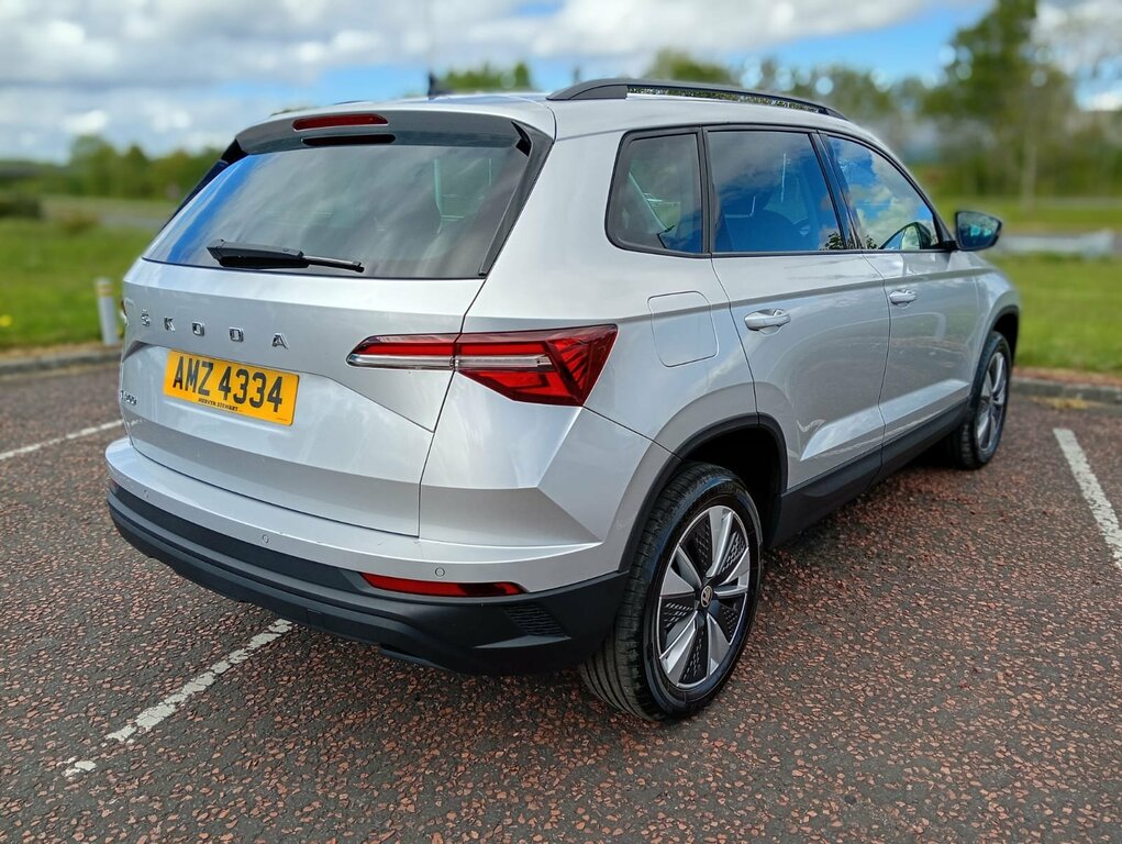 Skoda Karoq 2023 Skoda Karoq 1.5 Se Drive Tsi Silver #4