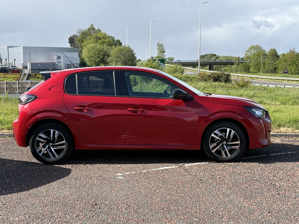 Peugeot 208 2023 Peugeot 208 1.2 Pt100 Allure Premium Plus Aut YUI6595 Red #4