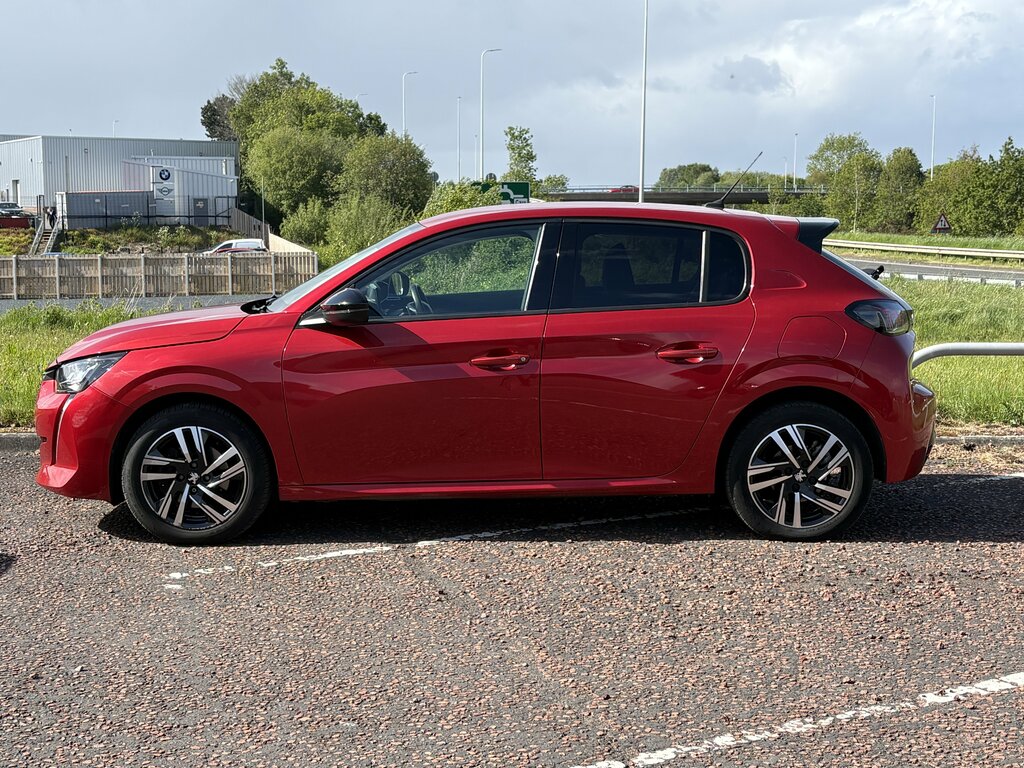 Peugeot 208 2023 Peugeot 208 1.2 Pt100 Allure Premium Plus Aut YUI6595 Red #3