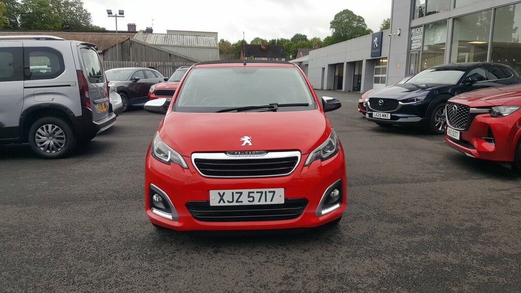 Peugeot 108 2015 Peugeot 108 1.2 Puretech Allure Top XJZ5717 Red #2