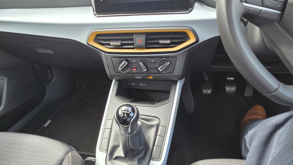 Seat Arona 2024 Seat Arona 1.0 Tsi Se Technology White #6
