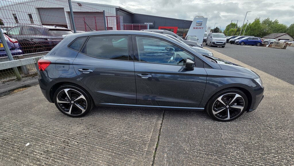 Seat Ibiza 2025 Seat Ibiza 1.0 Ecotsi Fr Sport Dsg UXZ6847 Grey #2