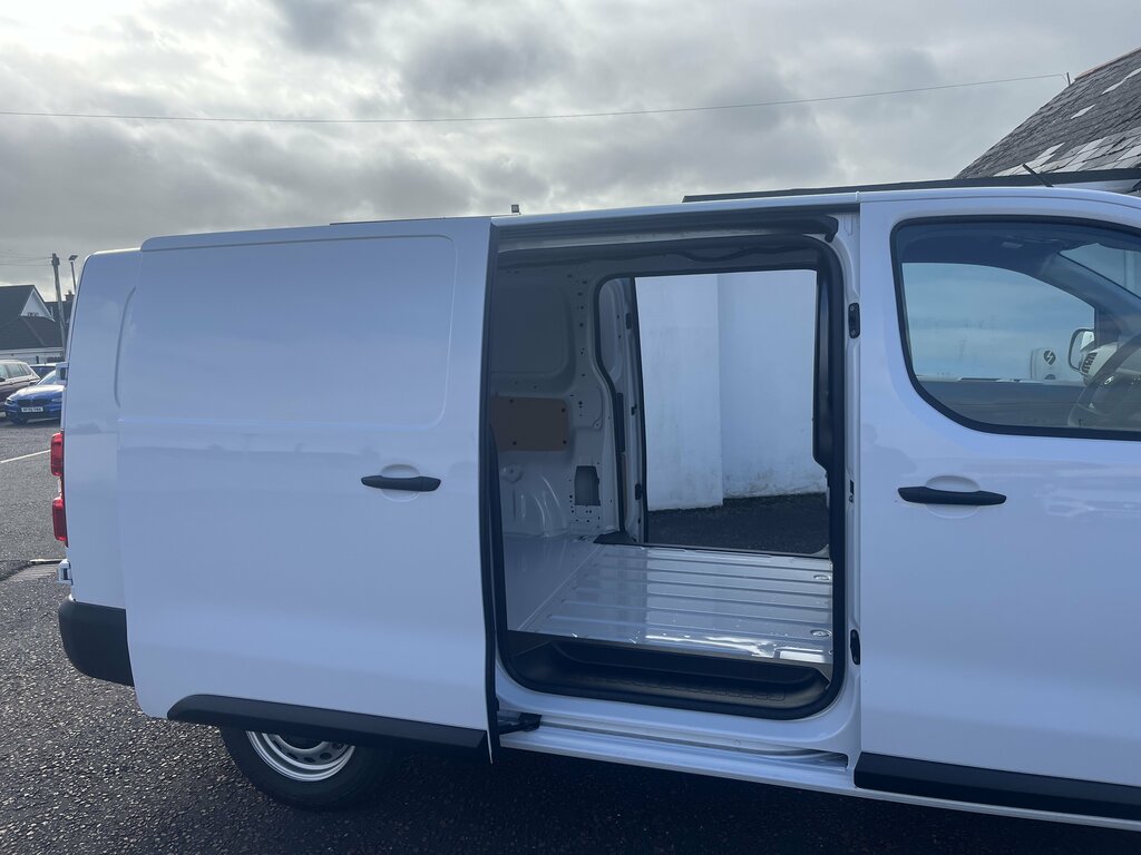 Citroen Dispatch Ex.vat 2025 Oct 2025 Citroen Dispatch 2.0 Enterpri White #6