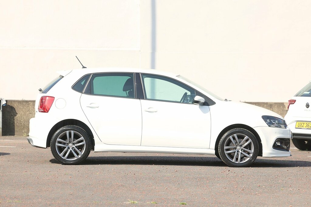Volkswagen Polo 2016 Volkswagen Polo 1.0 R Line Tsi BGZ2757 White #2