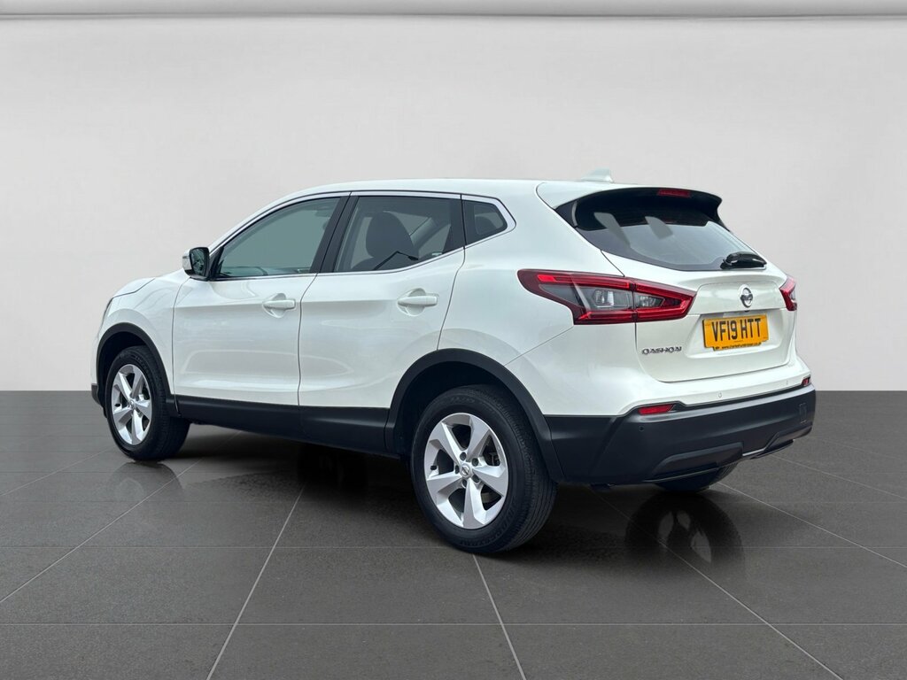 Nissan Qashqai 2019 Nissan Qashqai 1.3 Dig-t Acenta Premium VF19HTT White #3