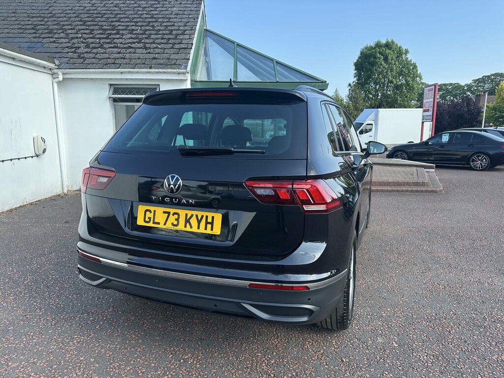 Volkswagen Tiguan 2023 Volkswagen Tiguan 2.0 Life Tdi Dsg Black #5