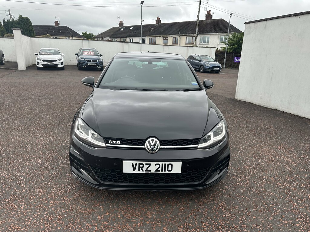 Volkswagen Golf 2018 Volkswagen Golf 2.0 Gtd Tdi VRZ2110 Black #3