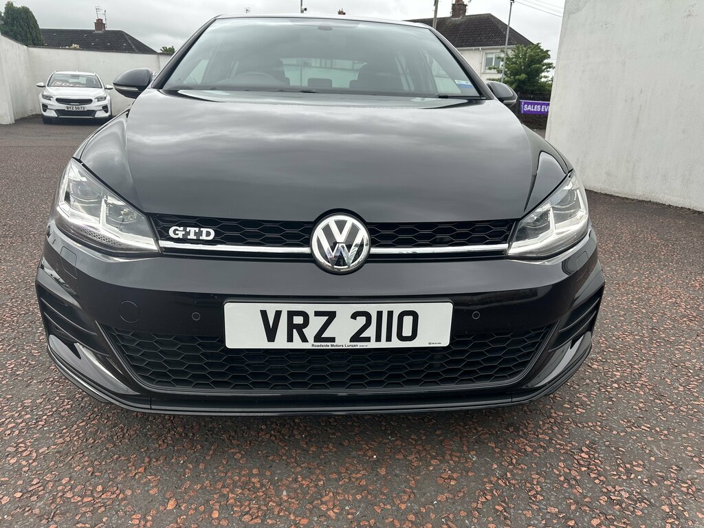 Volkswagen Golf 2018 Volkswagen Golf 2.0 Gtd Tdi VRZ2110 Black #4