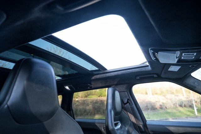 Land Rover Range Rover Sport 5.0 P575 V8 Svr Carbon Edition Suv Blue #2