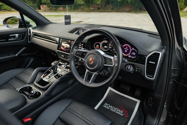 Porsche Cayenne 3.0 V6 E-hybrid 17.9Kwh Tiptronics 4Wd Euro 6 S S GD23XDC Grey #2