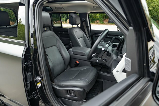 Land Rover Defender 110 3.0 D250 Mhev X-dynamic Hse Suv 4W KS23LBX Black #4
