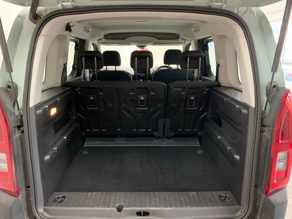 Citroen Berlingo 1.5L Feel CV70YBC Green #5