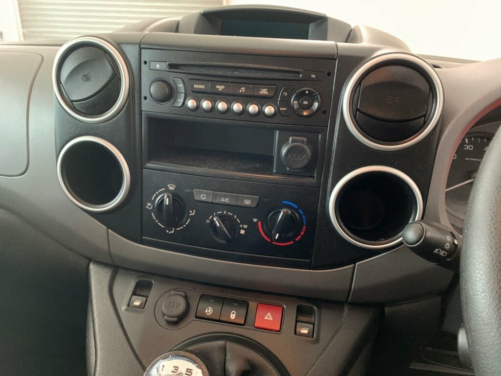 Peugeot Partner Tepee 1.6L Allure Grey #6