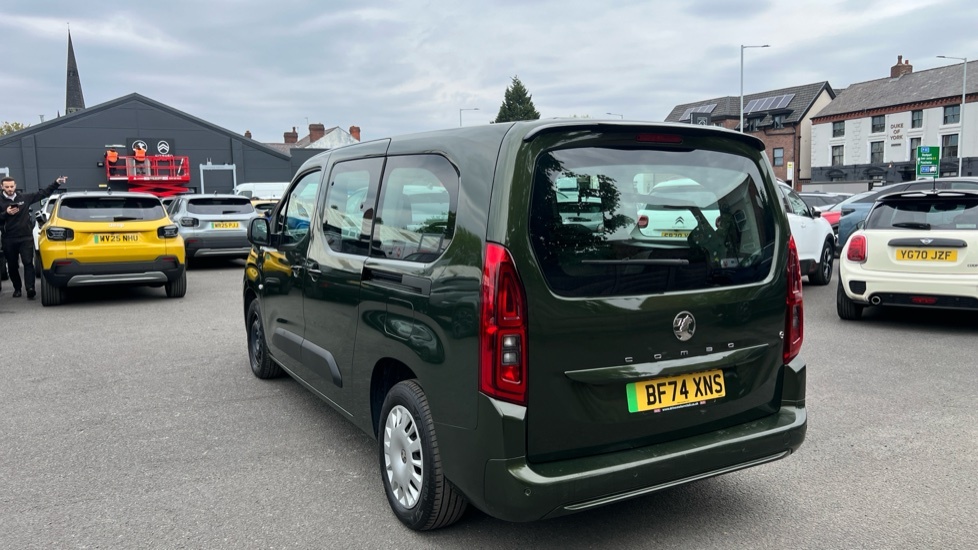 Vauxhall Combo-e Life 52Kwh Design XL Mpv 7.4Kw Charg BF74XNS #5