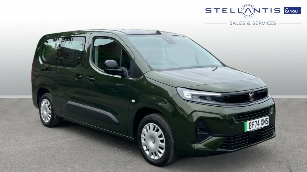Vauxhall Combo-e Life 52Kwh Design XL Mpv 7.4Kw Charg