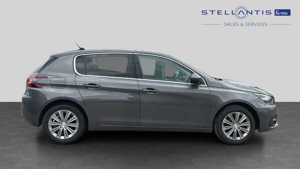 Peugeot 308 1.2 Puretech Allure Premium Hatchback M MD21AYP #2