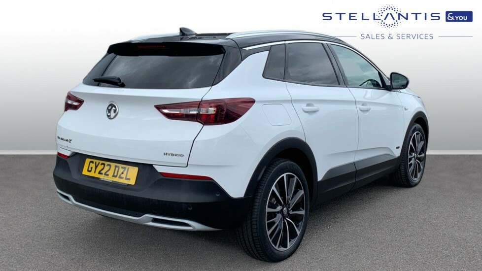 Vauxhall Grandland X 1.6 13.2Kwh Elite Nav Suv Plug-in Hybri  #3