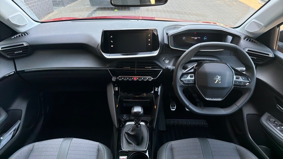 Peugeot 208 1.2 Puretech Allure Premium Hatchback LT23XUU  #4