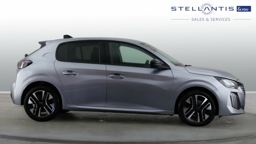 Peugeot 208 1.2 Puretech Allure Hatchback Eu GD74UMW  #4