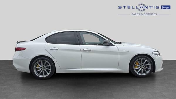 Alfa Romeo Giulia 2.0T Veloce Saloon Euro 6 Ss 2 RE69KXR  #2