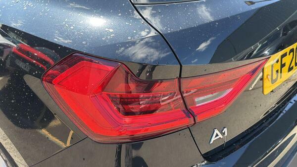 Audi A1 1.0 Tfsi 30 S Line Sportback S Tronic E GF20AUA #5