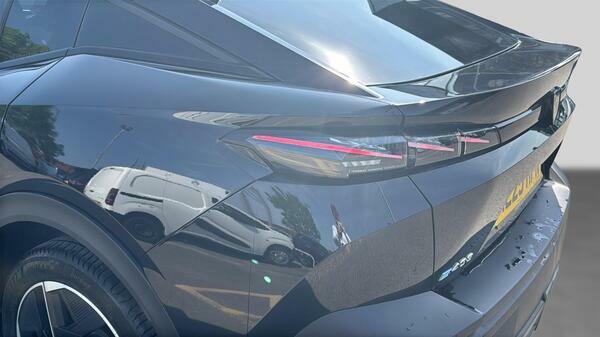 Peugeot 408 58Kwh Gt Fastback 210 Ps ME25HFN #5