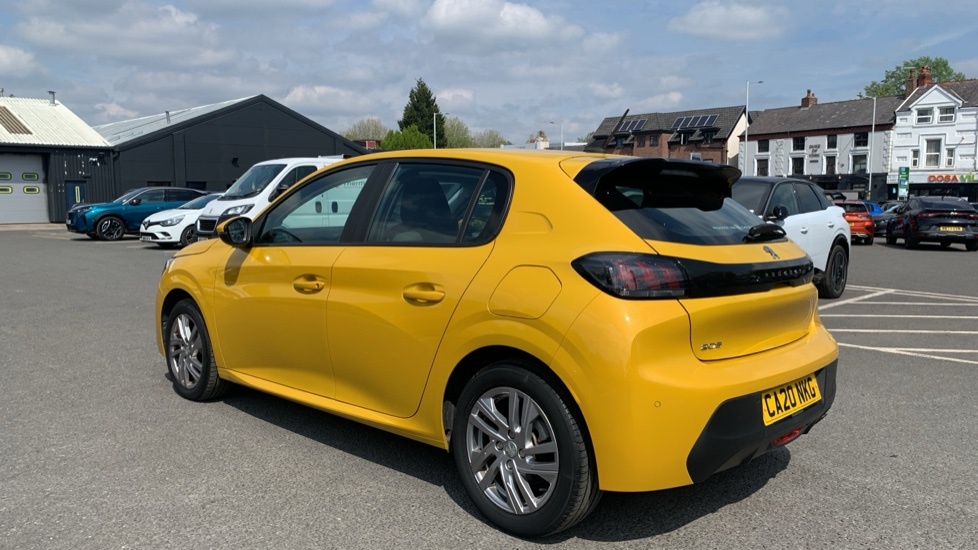 Peugeot 208 1.2 Puretech Active Hatchback Eat Euro  #5