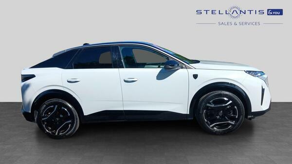 Peugeot 3008 73Kwh Gt Suv 210 Ps KS25FNZ  #2