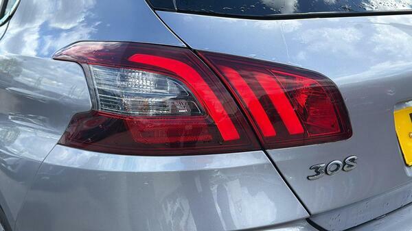 Peugeot 308 1.2 Puretech Gpf Allure Hatchback Eat E KV19CSR  #5