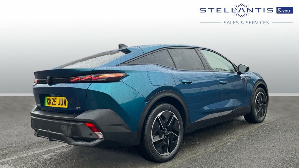 Peugeot 408 58Kwh Gt Fastback 210 Ps #3