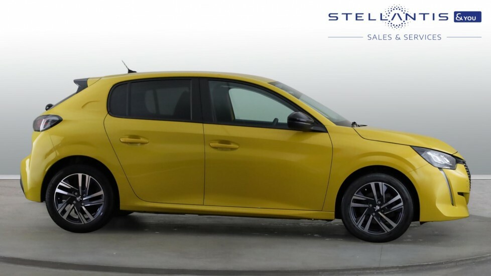 Peugeot 208 1.2 Puretech Active Premium Hatchback CF23MXU  #4