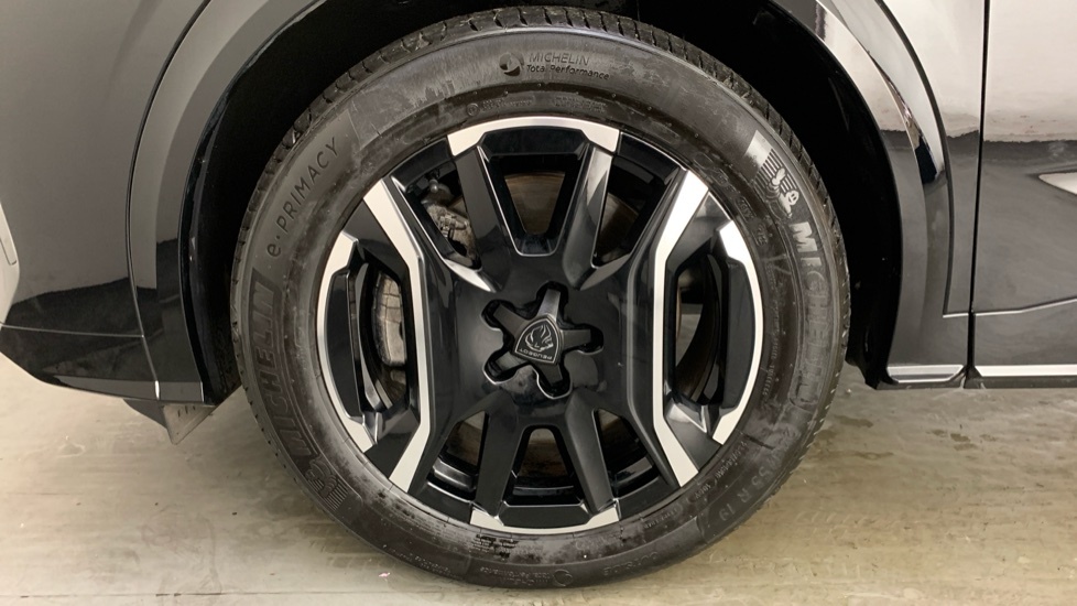 Peugeot 3008 73Kwh Gt Suv 210 Ps KJ25PYP  #6
