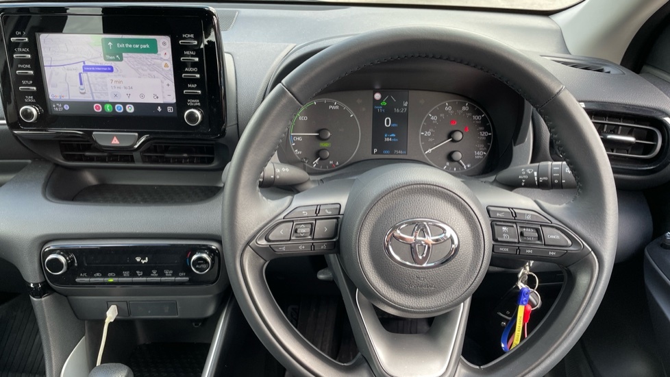 Toyota Yaris 1.5 Vvt-h Icon Hatchback Hybrid E-cvt E PG73YBZ #4