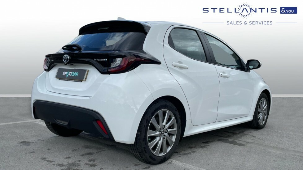Toyota Yaris 1.5 Vvt-h Icon Hatchback Hybrid E-cvt E PG73YBZ #3