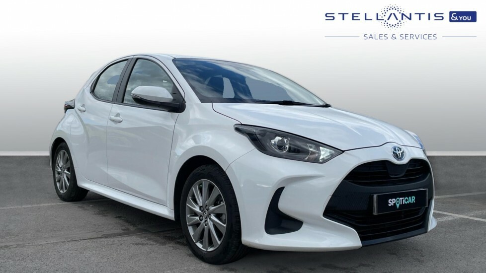 Toyota Yaris 1.5 Vvt-h Icon Hatchback Hybrid E-cvt E