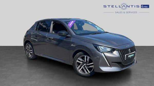 Peugeot 208 1.2 Puretech Allure Premium Hatchback 