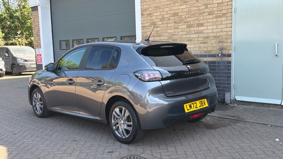 Peugeot 208 1.2 Puretech Active Premium Hatchback LM72JBV  #5