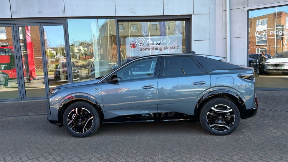 Peugeot 3008 73Kwh Gt Suv 210 Ps KM25UMJ  #6